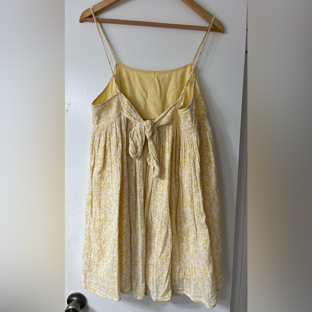 American Eagle Outfitters Tie Yellow Floral Mini Dress - Picture 4 of 5